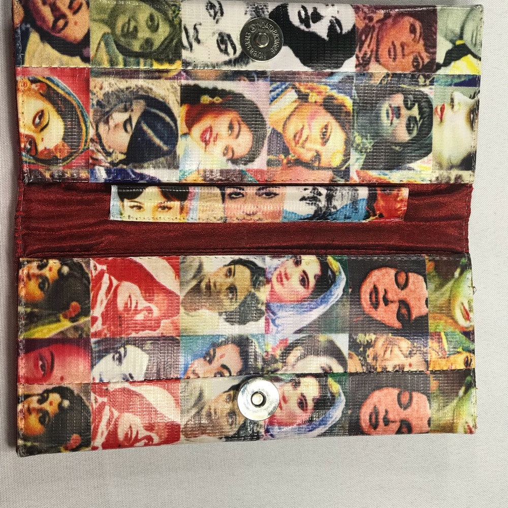 Retro Bollywood clutch!! RARE